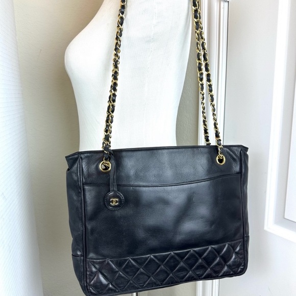 Authentic Chanel CC Charm Black Lambskin Leather Shopper Tote Bag - Picture 2 of 6